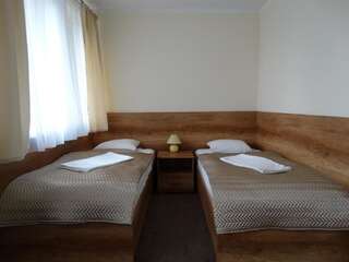 Отель Hotel Vector Тарново-Подгурне Двухместный номер с 2 отдельными кроватями-9